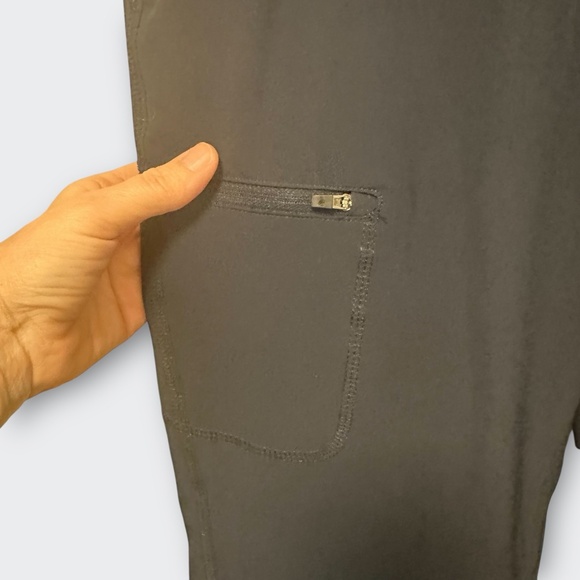 Eddie Bauer StormRepel Fleece Lined Jogger Pants 12 Navy Cargo Gorpcore Outdoor - Picture 8 of 15